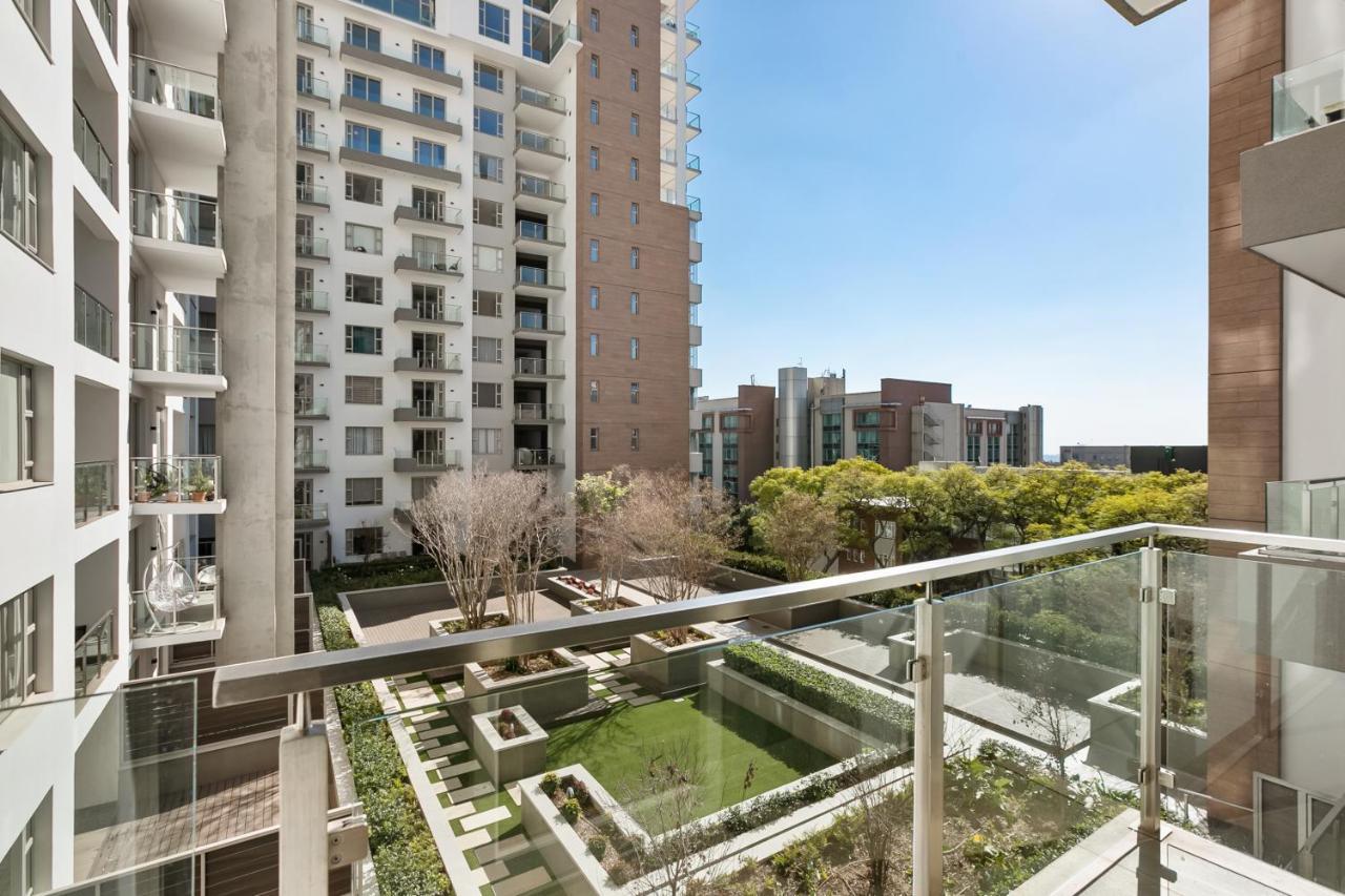 The Tyrwhitt Rosebank Apartments (Adults Only) Johannesburg Buitenkant foto