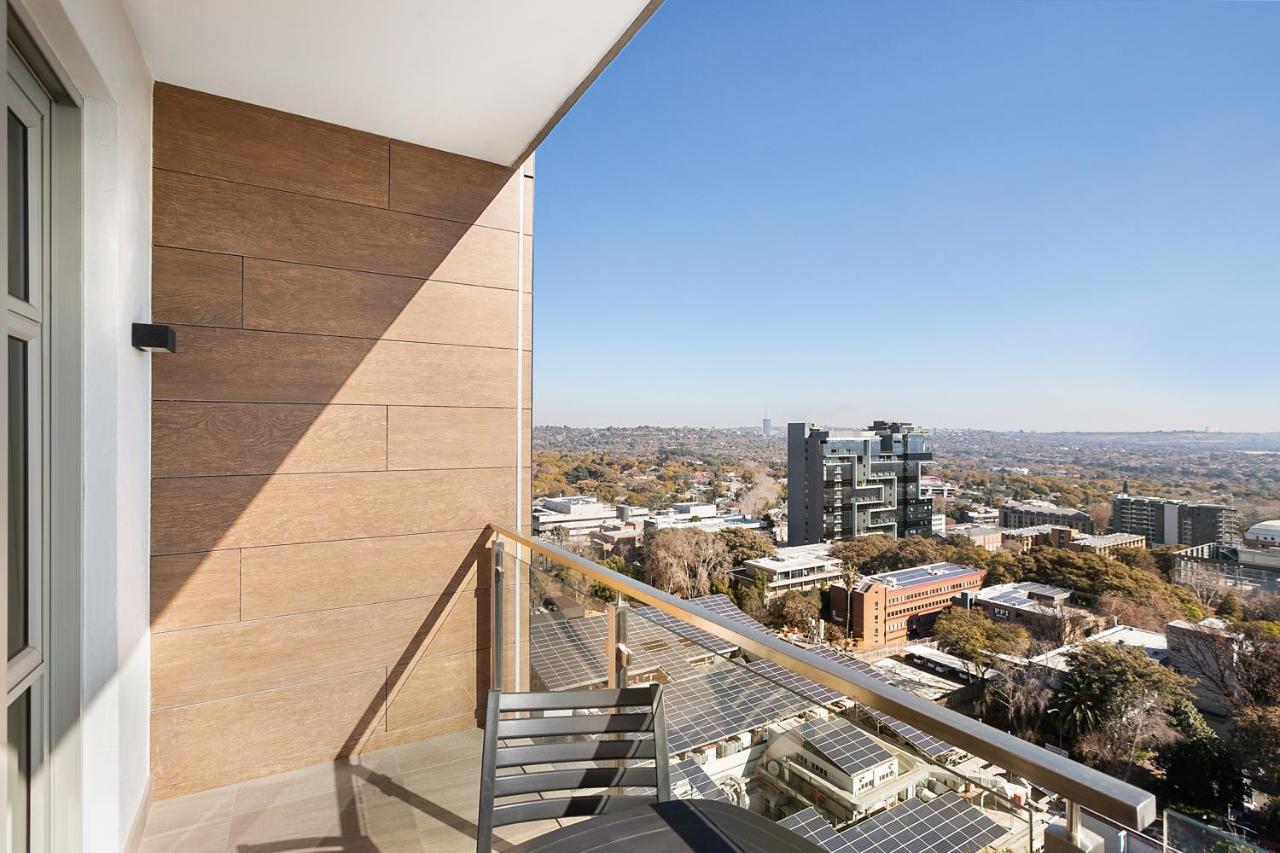 The Tyrwhitt Rosebank Apartments (Adults Only) Johannesburg Buitenkant foto