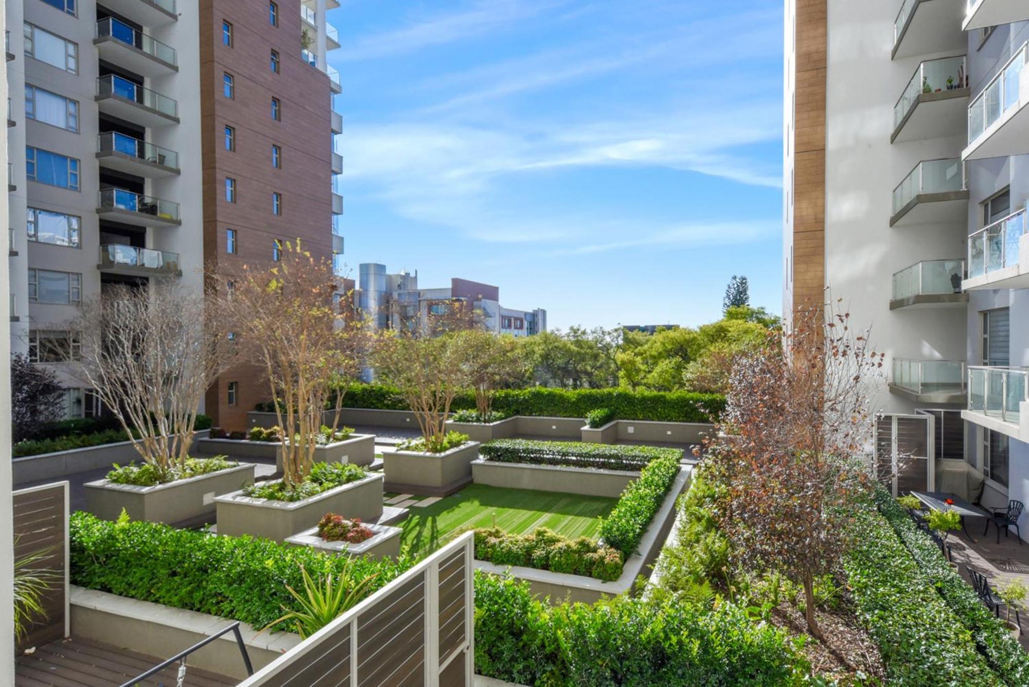 The Tyrwhitt Rosebank Apartments (Adults Only) Johannesburg Buitenkant foto