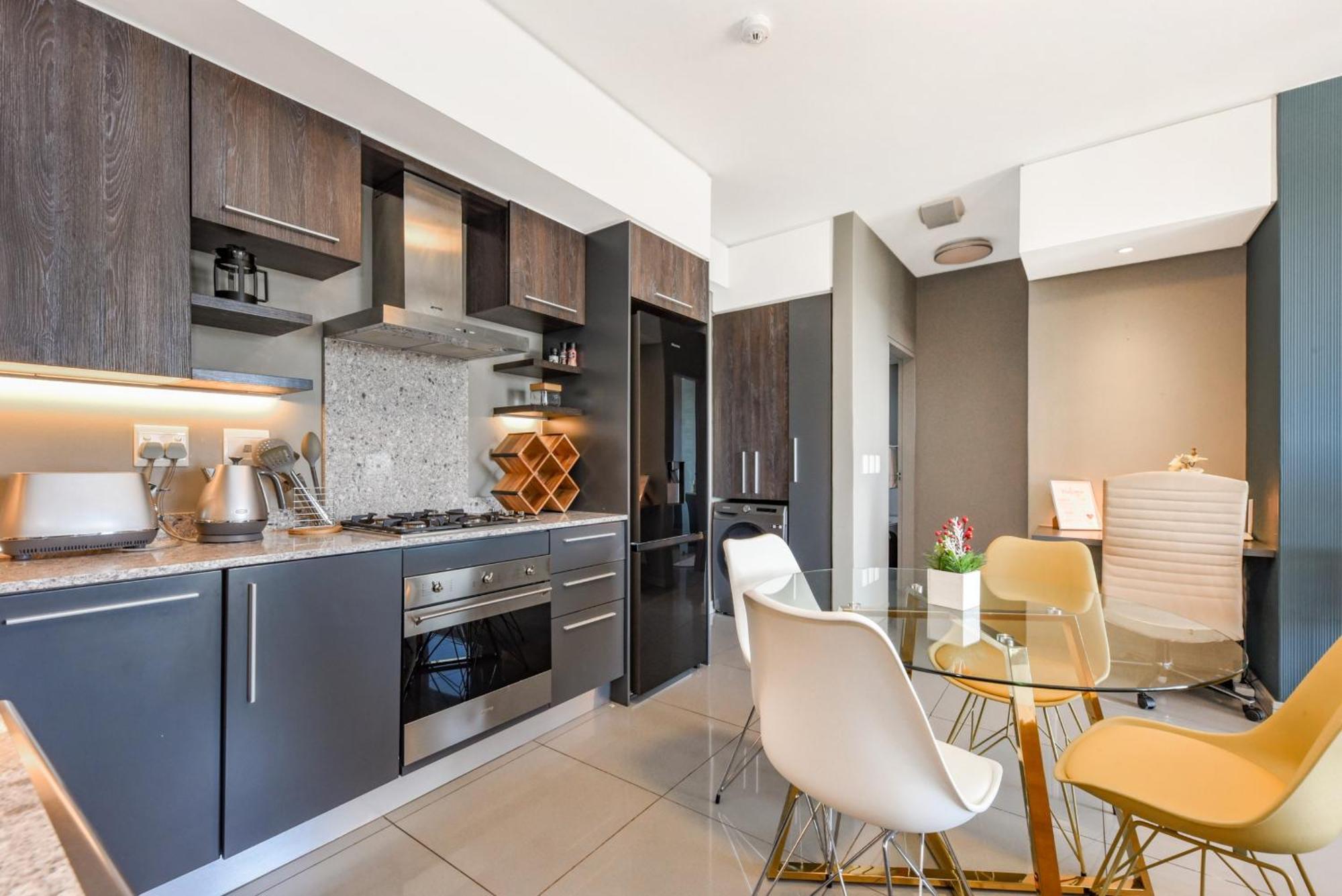 The Tyrwhitt Rosebank Apartments (Adults Only) Johannesburg Buitenkant foto