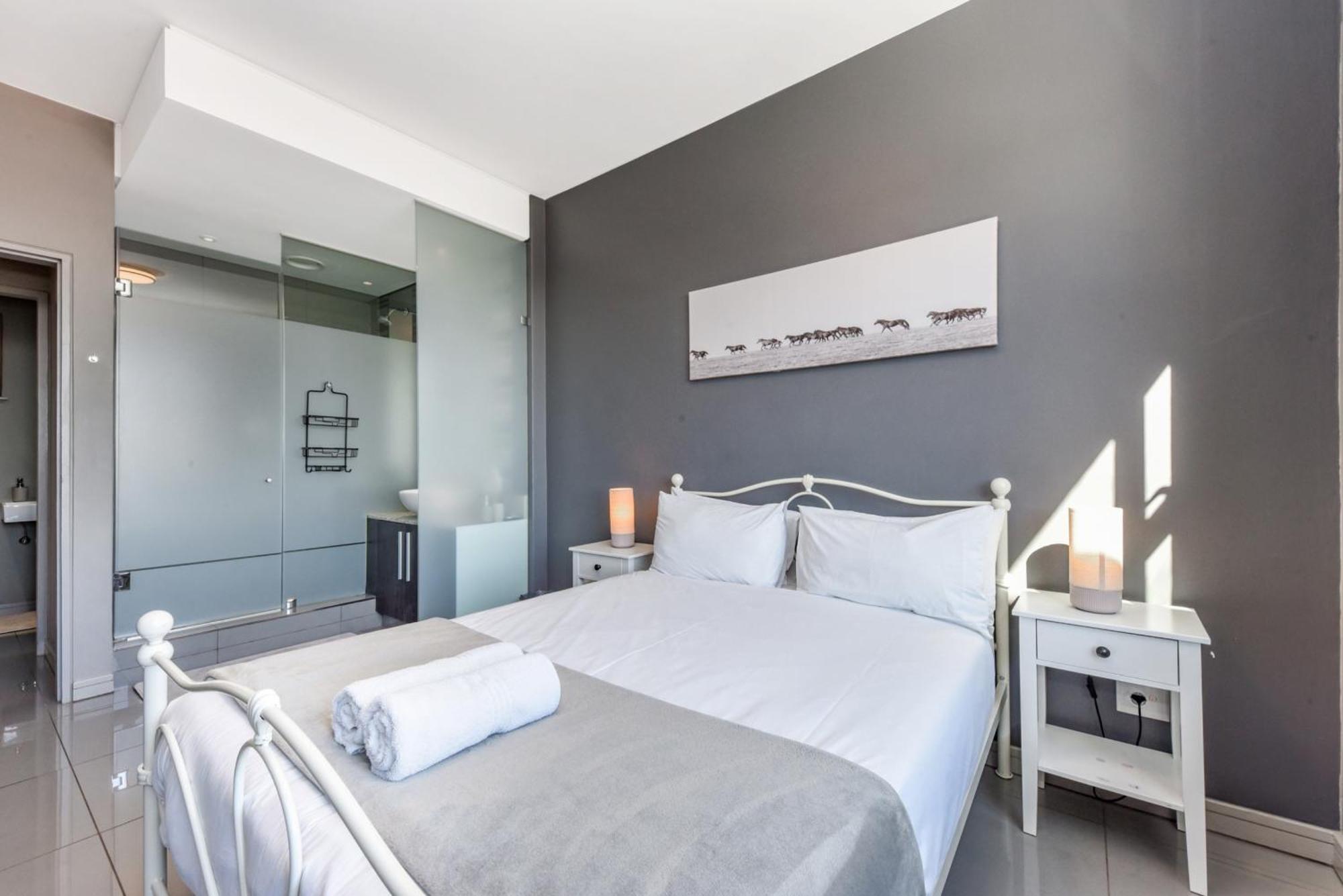 The Tyrwhitt Rosebank Apartments (Adults Only) Johannesburg Buitenkant foto