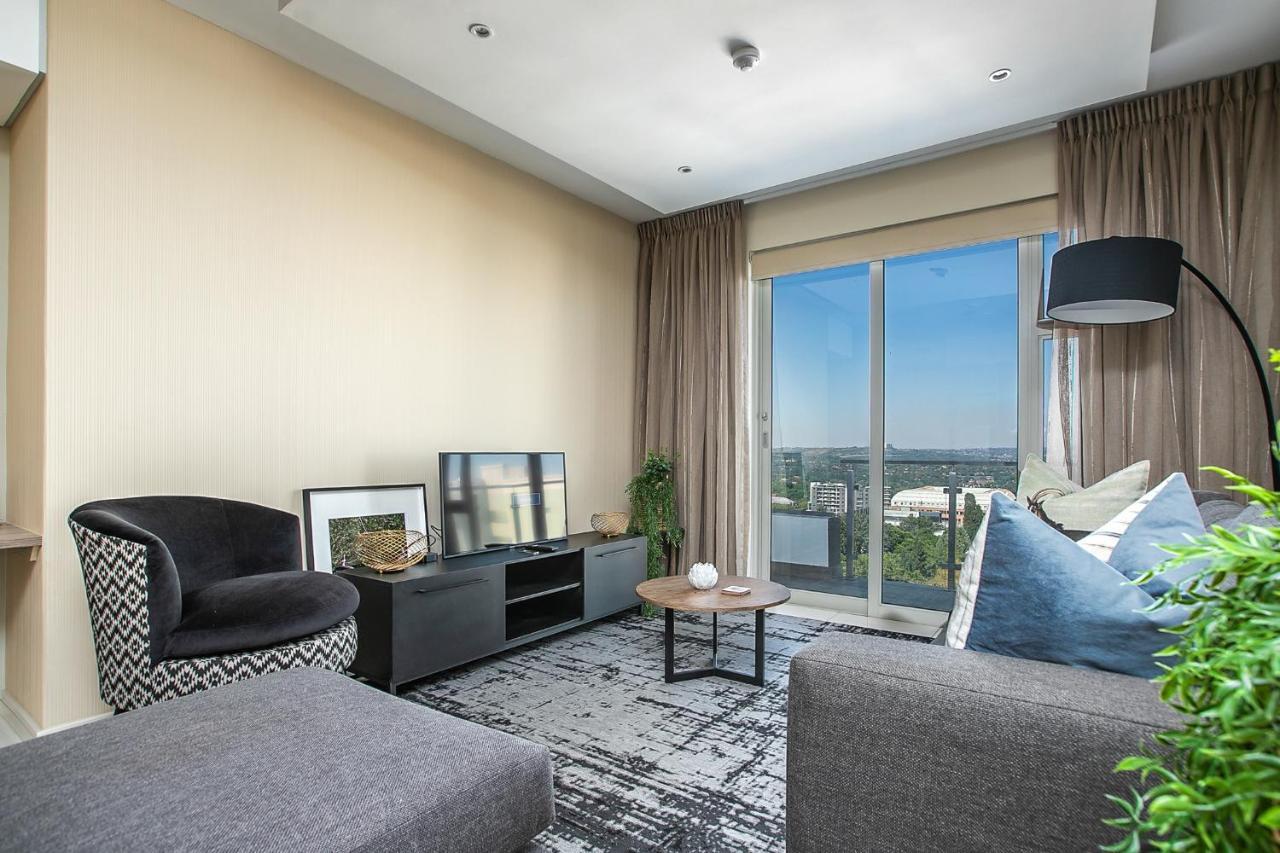 The Tyrwhitt Rosebank Apartments (Adults Only) Johannesburg Buitenkant foto