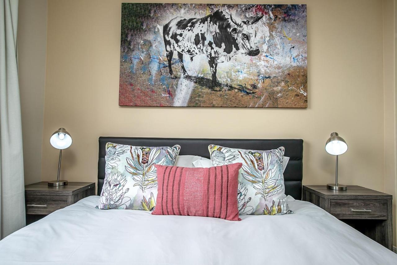 The Tyrwhitt Rosebank Apartments (Adults Only) Johannesburg Buitenkant foto
