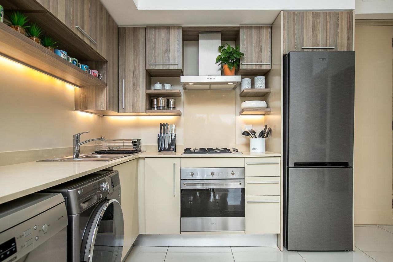 The Tyrwhitt Rosebank Apartments (Adults Only) Johannesburg Buitenkant foto